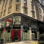 فندق Ramada By Wyndham Center بودابست