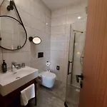 فندق Ramada By Wyndham Center 4*