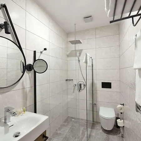 Ramada By Wyndham Center فندق 4*
