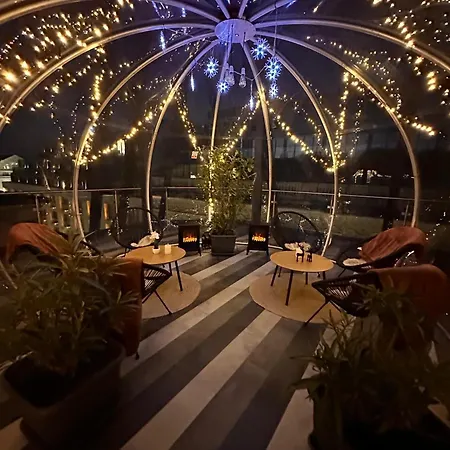 فندق Ramada By Wyndham Center 4*