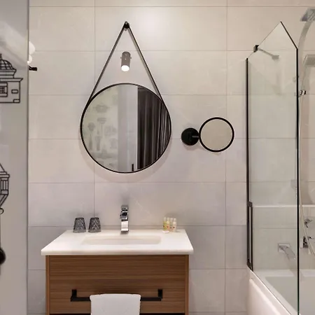 Hotel Ramada By Wyndham Center Budapest