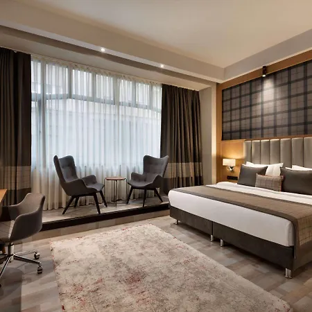 Hotel Ramada By Wyndham Center