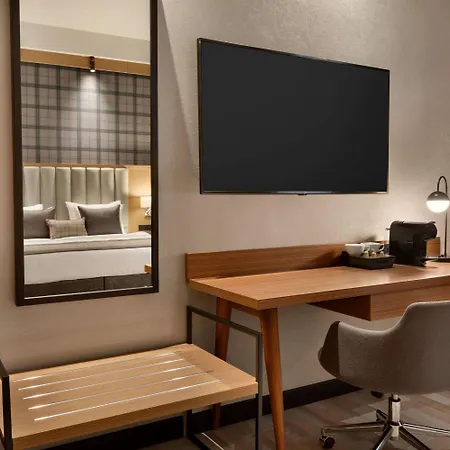 Hotel Ramada By Wyndham Center Budapest
