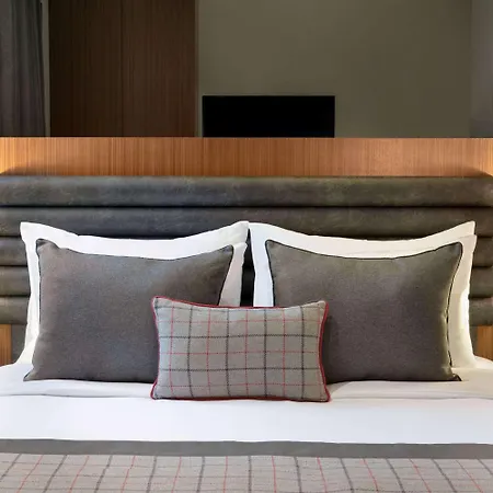 Hotel Ramada By Wyndham Center Budapest