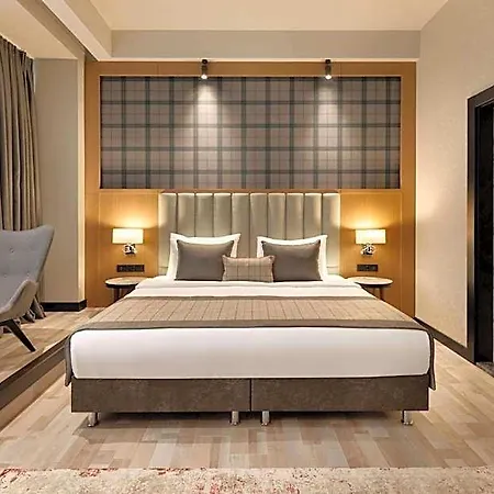 Hotel Ramada By Wyndham Center