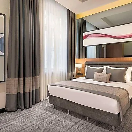Ramada By Wyndham Center 4* Budapest