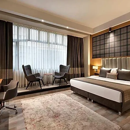 Ramada By Wyndham Center 4* Budapest