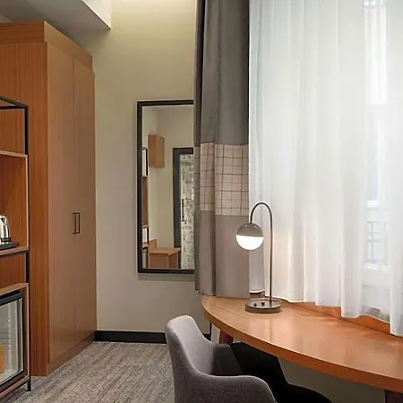 Ramada By Wyndham Center Hotel