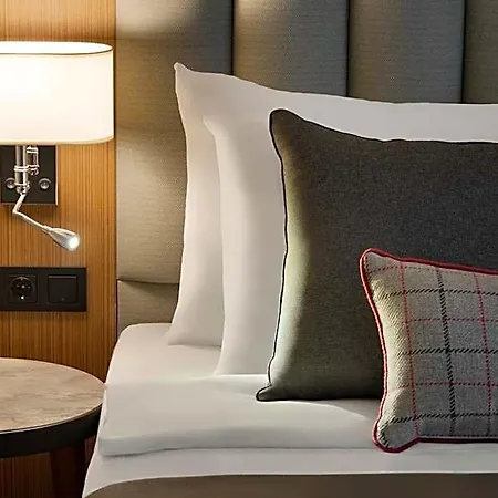 Ramada By Wyndham Center 4* Budapest