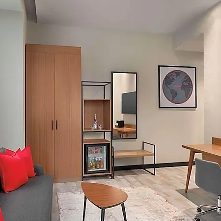 Ramada By Wyndham Center Hotel Budapest
