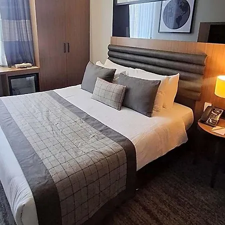 Ramada By Wyndham Center Hotel Budapest