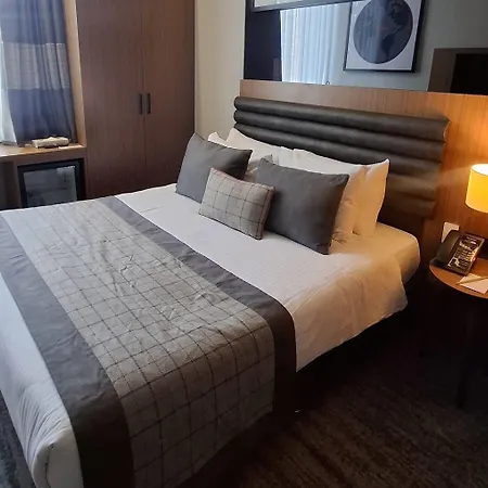 Ramada By Wyndham Center Budapest