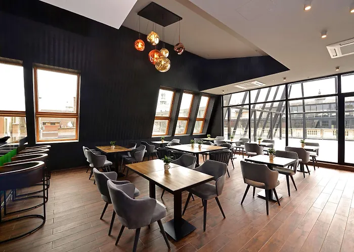 Ramada By Wyndham Center Budapest