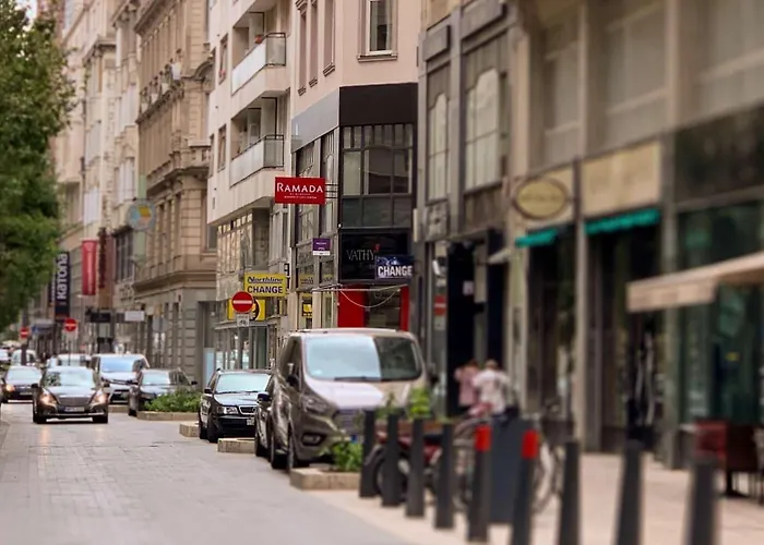 Ramada By Wyndham Center Hotel 4*