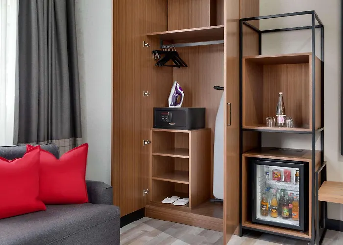 Ramada By Wyndham Center Budapest