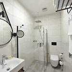 Ramada By Wyndham Center Hotel 4*
