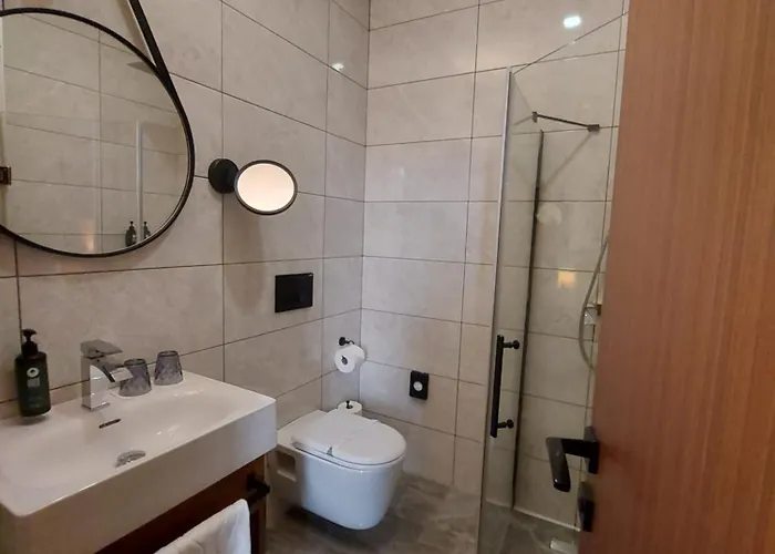 Szálloda Ramada By Wyndham Center 4*