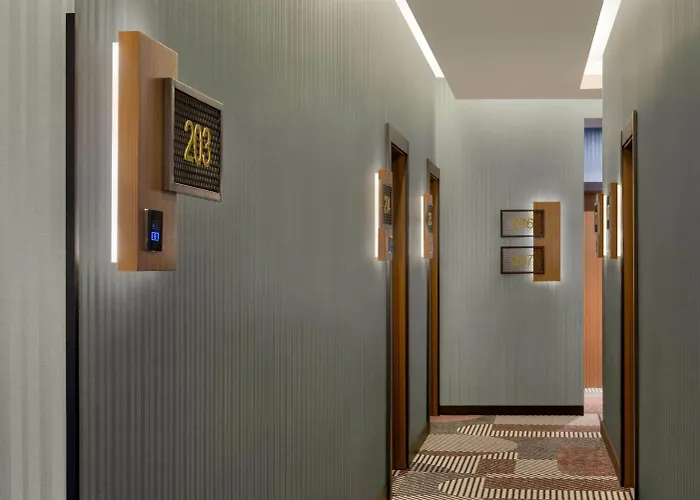 Ramada By Wyndham Center