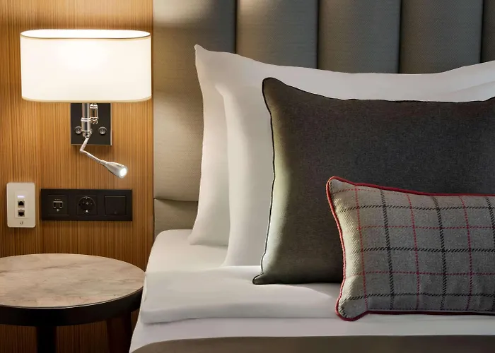 Szálloda Ramada By Wyndham Center 4*